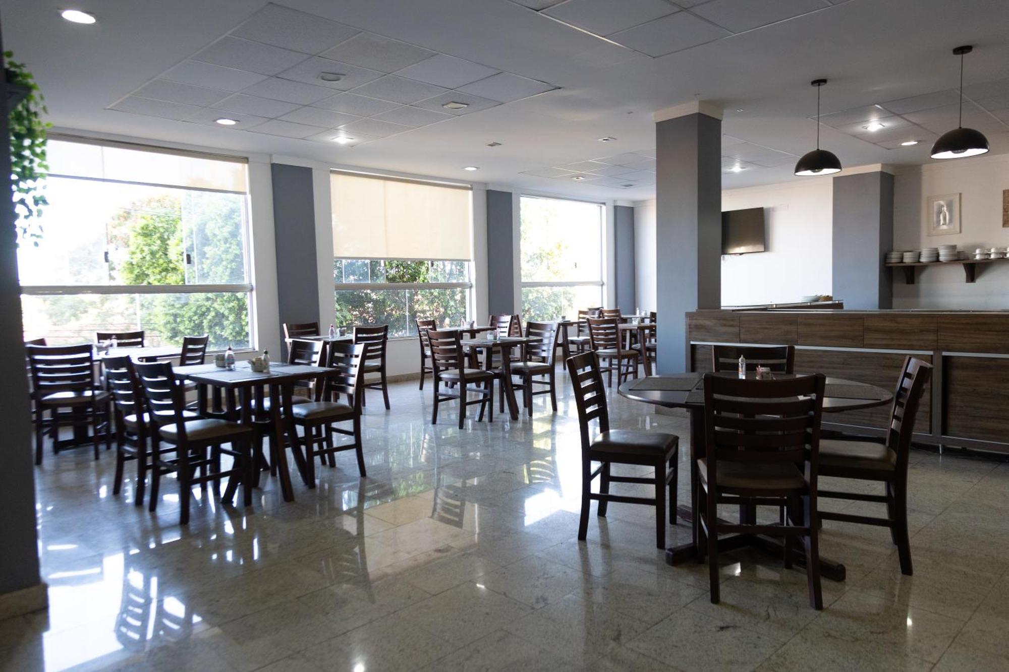Bombonato Hotel - Facil Acesso Ao Aeroporto E Parque De Exposicoes Abcz Uberaba Exterior photo